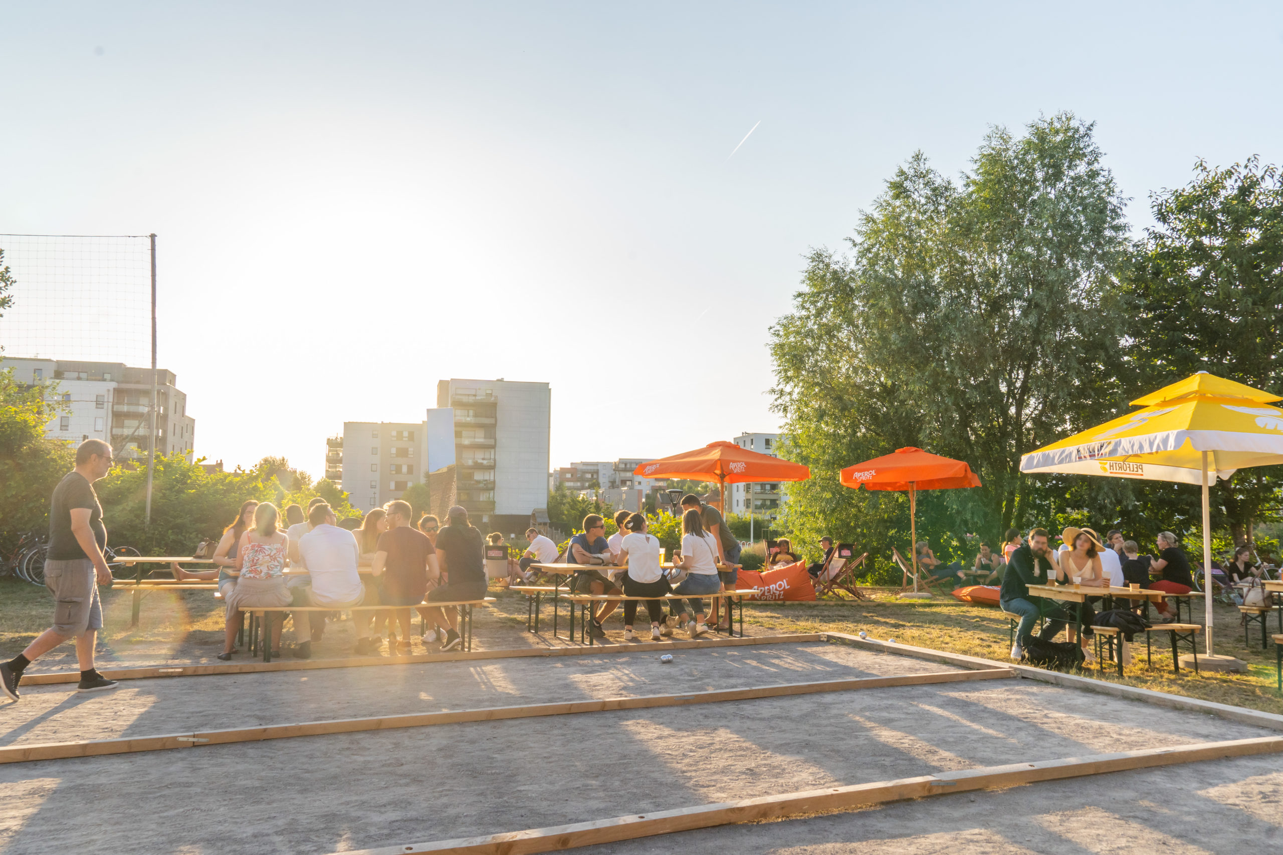 Les copains d'abord lille la madeleine guinguette terrasse bar plein air